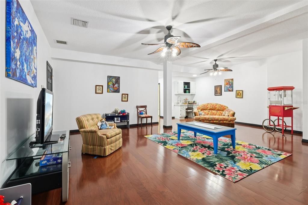 На продажу: $2,100,000 (4 спален, 4 ванн, 7004 Квадратных фут)