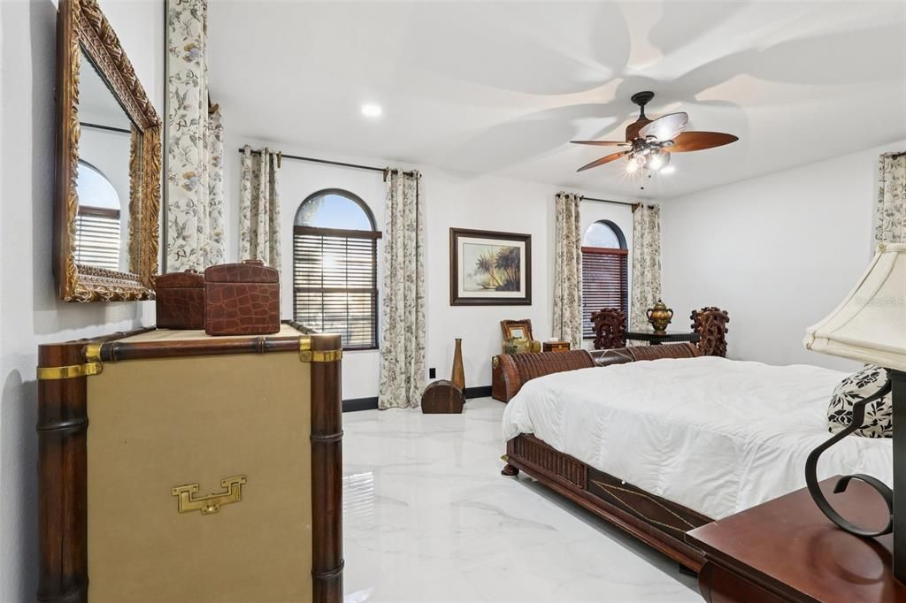 На продажу: $2,100,000 (4 спален, 4 ванн, 7004 Квадратных фут)