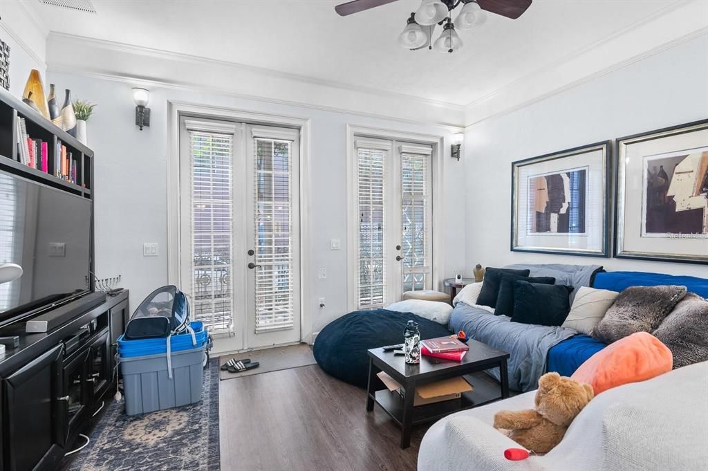 En Venta: $380,000 (2 camas, 2 baños, 860 Pies cuadrados)