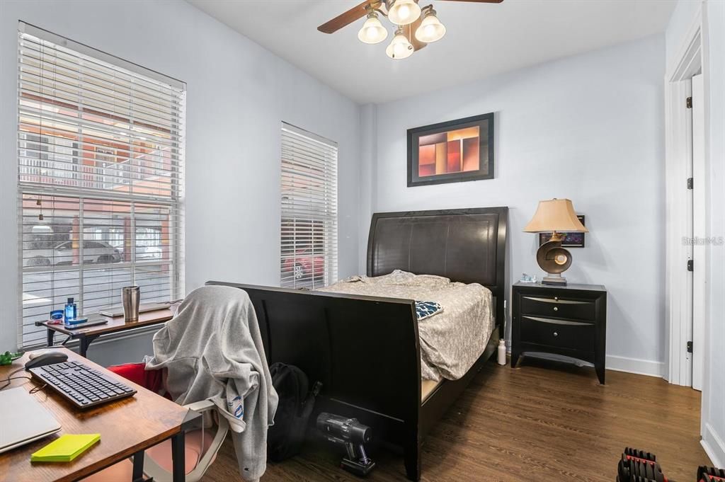 En Venta: $380,000 (2 camas, 2 baños, 860 Pies cuadrados)