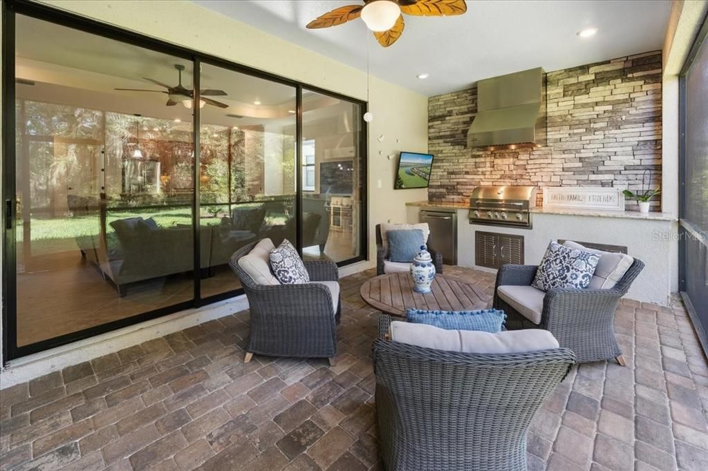 待售: $799,000 (4 贝兹, 2 浴室, 2248 平方英尺)