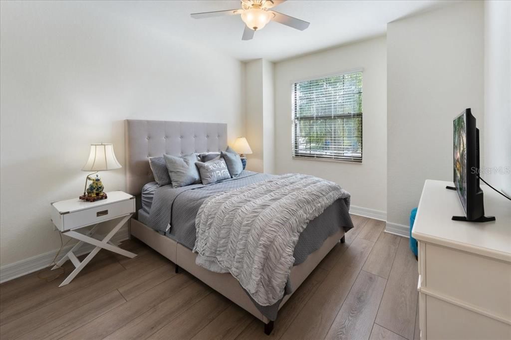 待售: $799,000 (4 贝兹, 2 浴室, 2248 平方英尺)