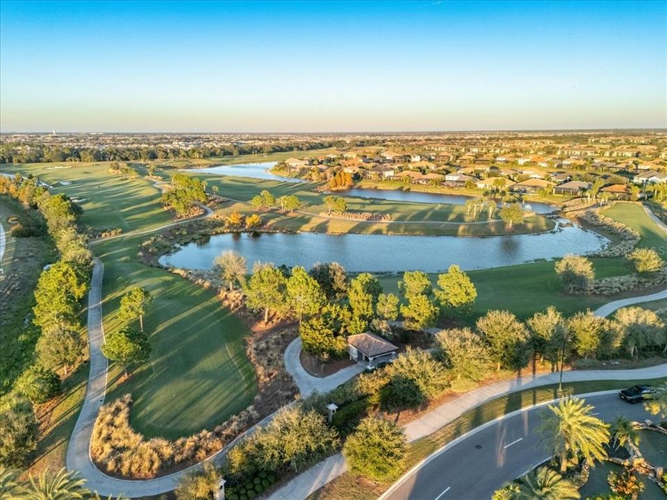 待售: $799,000 (4 贝兹, 2 浴室, 2248 平方英尺)