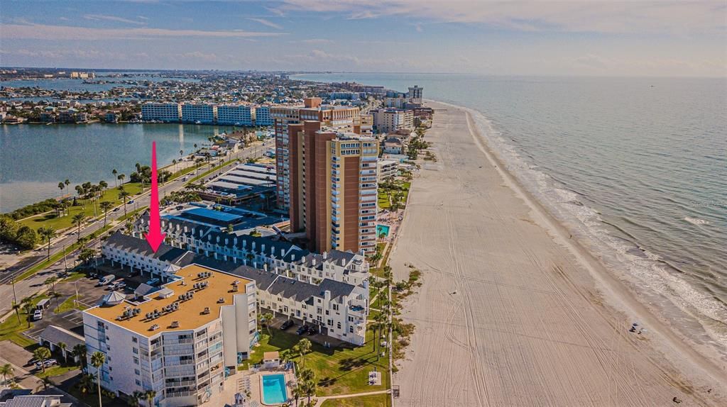 For Sale: $525,000 (2 beds, 2 baths, 1237 Square Feet)