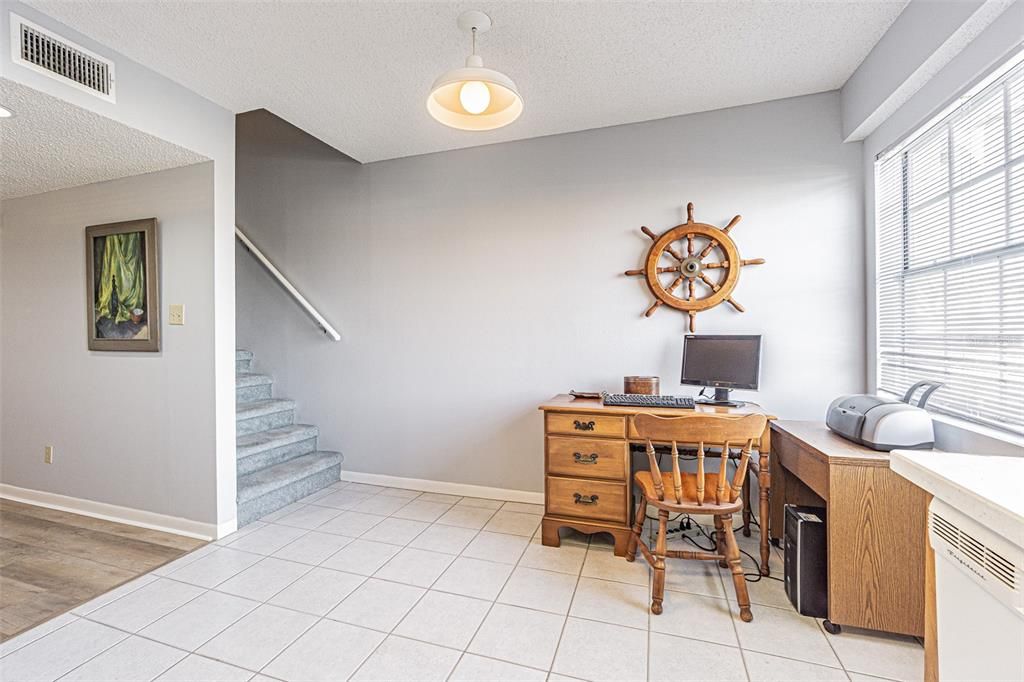 For Sale: $525,000 (2 beds, 2 baths, 1237 Square Feet)