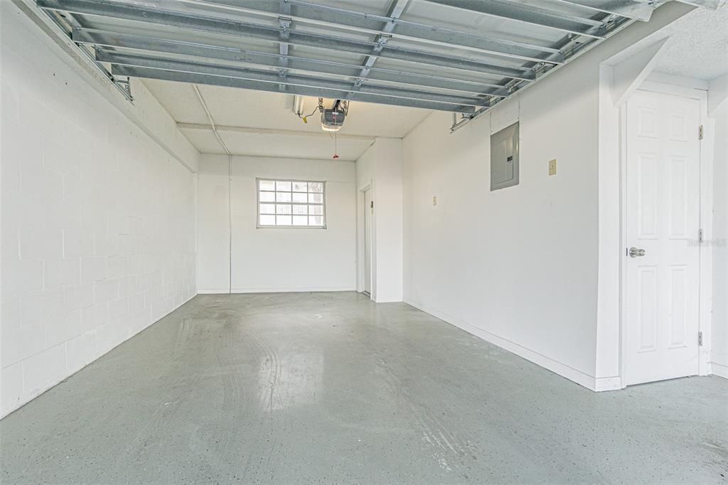 For Sale: $525,000 (2 beds, 2 baths, 1237 Square Feet)