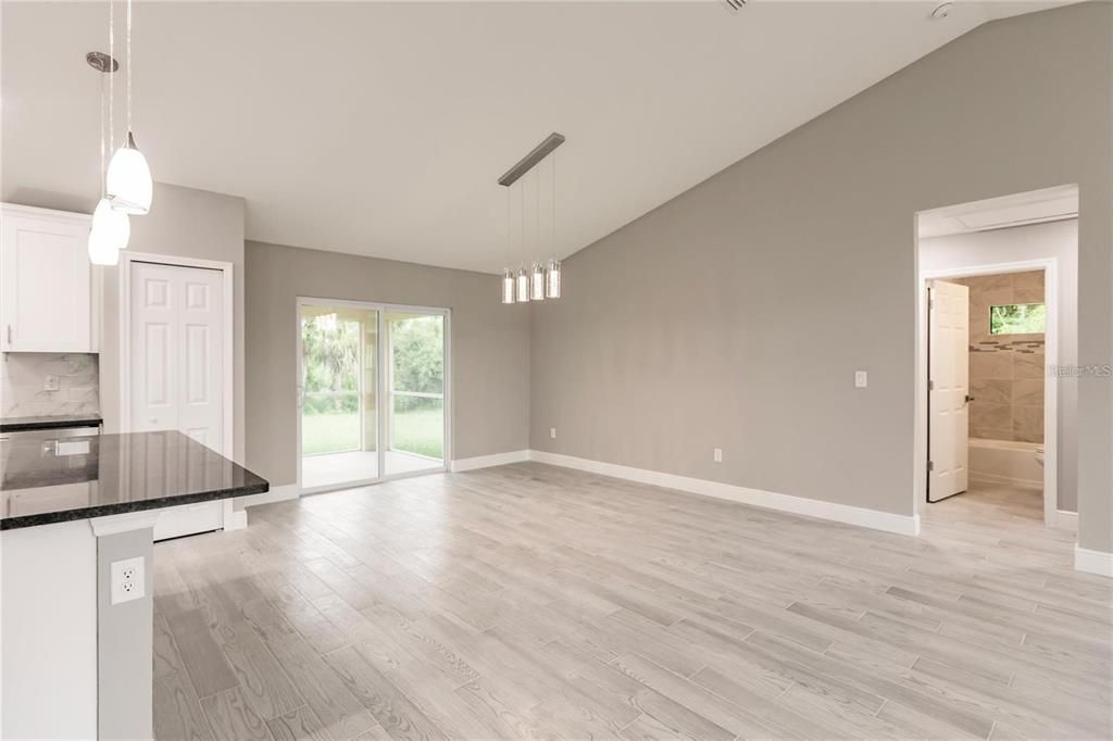 В аренду: $2,150 (3 спален, 2 ванн, 1456 Квадратных фут)