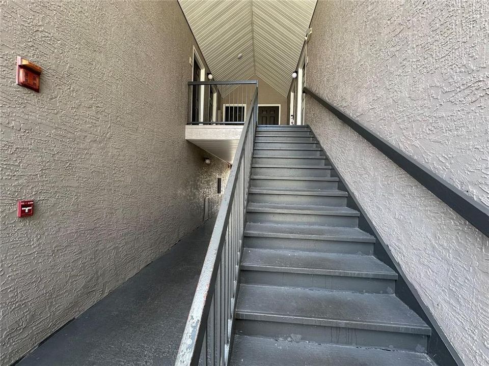 For Rent: $1,700 (2 beds, 1 baths, 635 Square Feet)