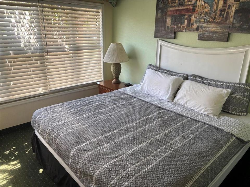 For Rent: $1,700 (2 beds, 1 baths, 635 Square Feet)