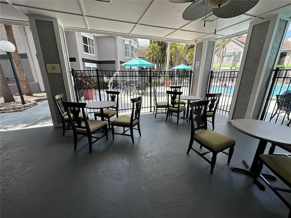 For Rent: $1,700 (2 beds, 1 baths, 635 Square Feet)