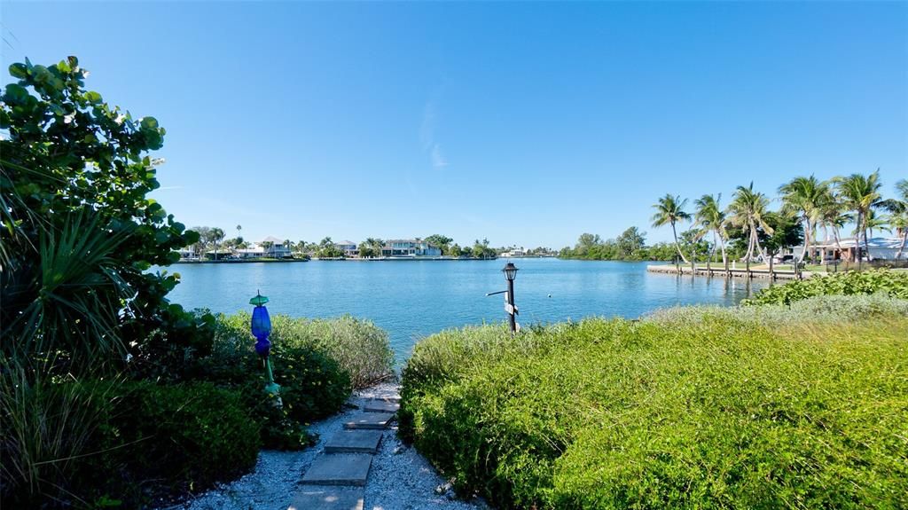 For Sale: $4,500,000 (0.34 acres)