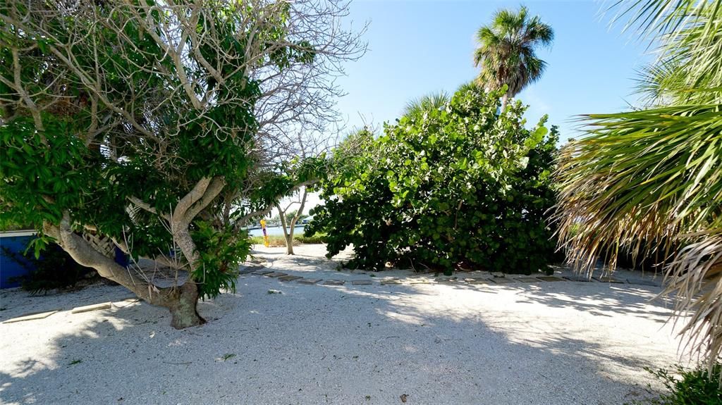 For Sale: $4,500,000 (0.34 acres)