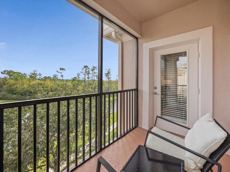 For Sale: $204,900 (3 beds, 2 baths, 1384 Square Feet)