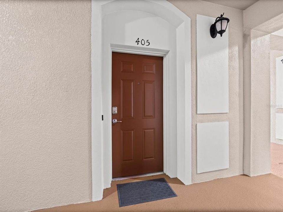 For Sale: $204,900 (3 beds, 2 baths, 1384 Square Feet)