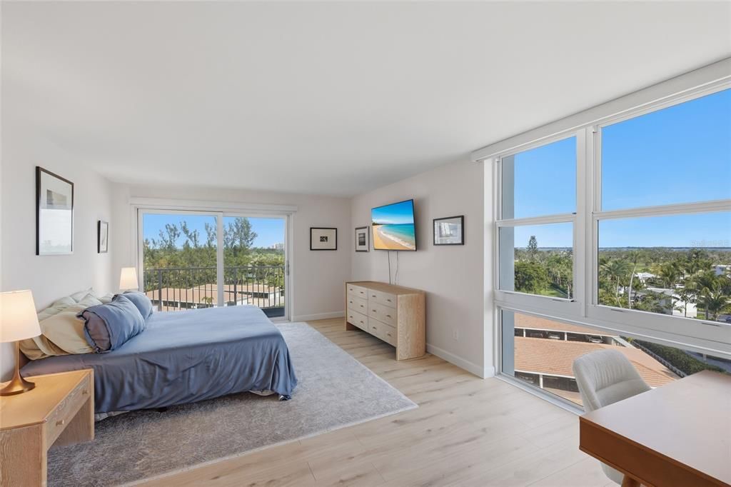 待售: $650,000 (2 贝兹, 2 浴室, 1235 平方英尺)