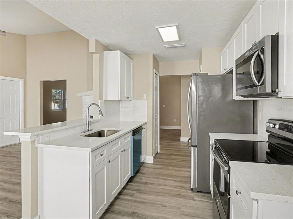 En Venta: $399,000 (3 camas, 2 baños, 1592 Pies cuadrados)