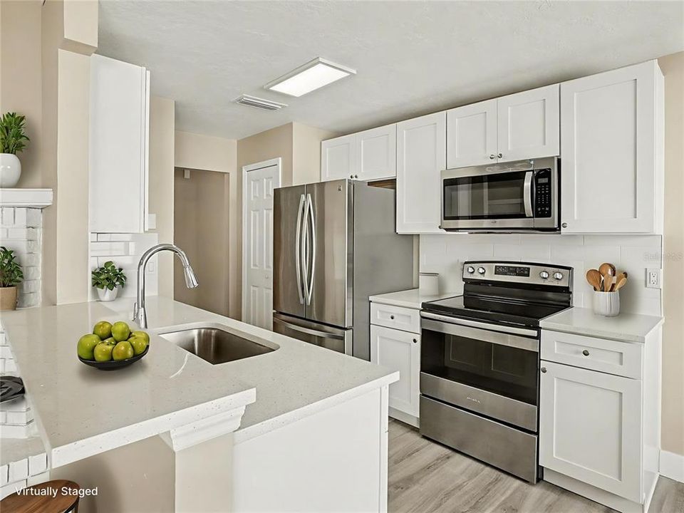 En Venta: $399,000 (3 camas, 2 baños, 1592 Pies cuadrados)