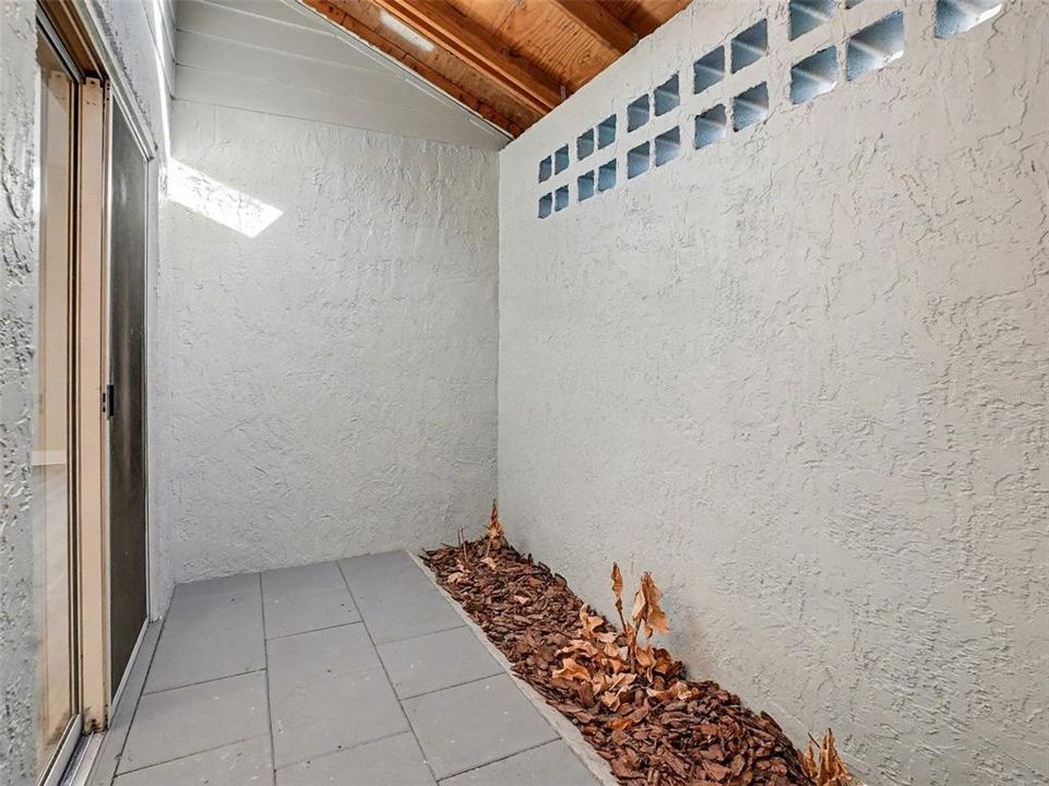 En Venta: $399,000 (3 camas, 2 baños, 1592 Pies cuadrados)