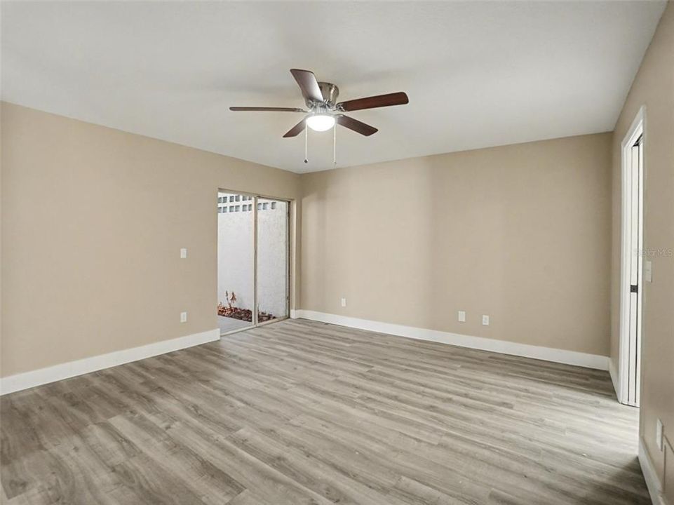 En Venta: $399,000 (3 camas, 2 baños, 1592 Pies cuadrados)