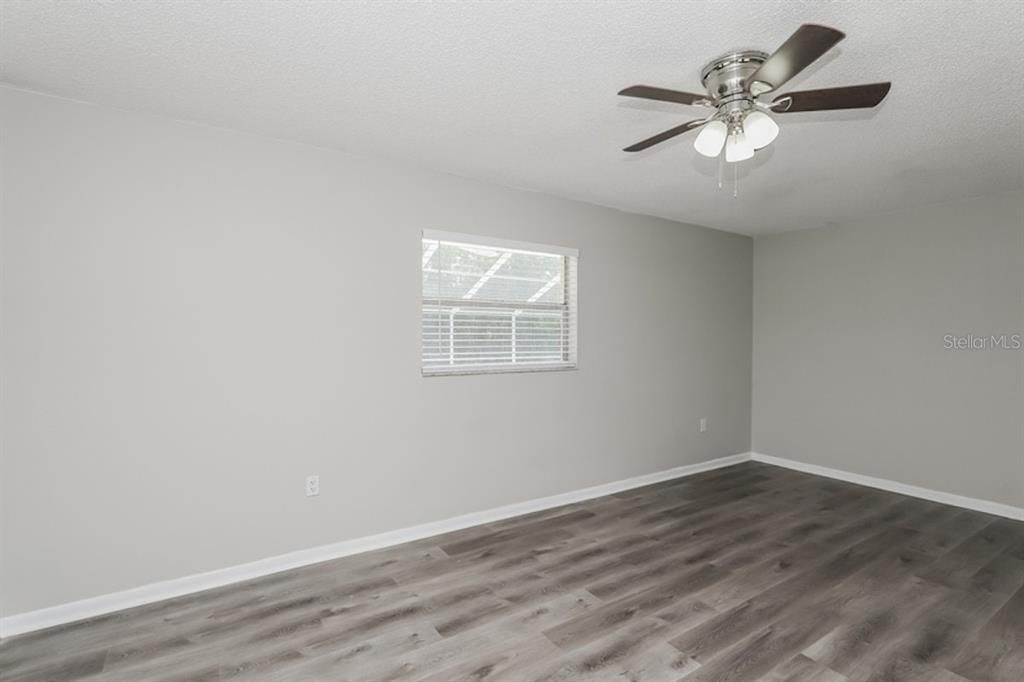 出租: $2,400 (3 贝兹, 2 浴室, 2254 平方英尺)