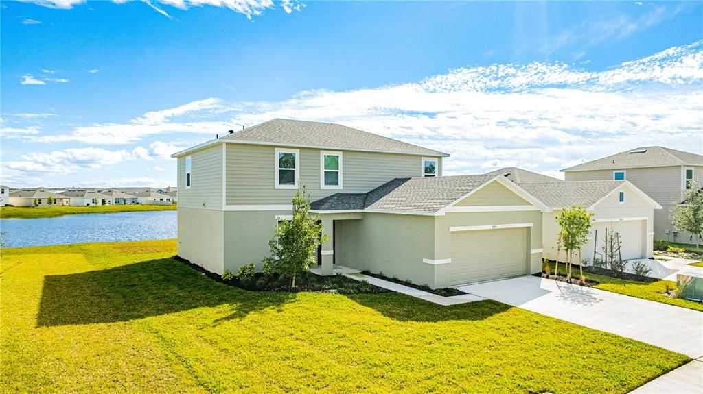 En Renta: $2,300 (4 camas, 2 baños, 2143 Pies cuadrados)