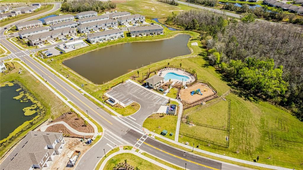 En Renta: $2,300 (4 camas, 2 baños, 2143 Pies cuadrados)