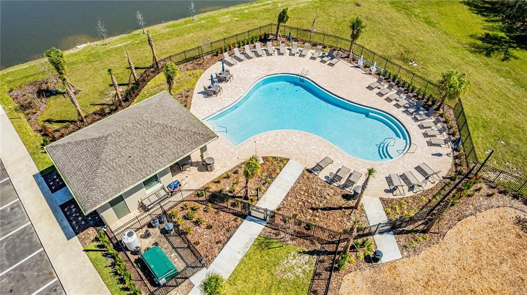 En Renta: $2,300 (4 camas, 2 baños, 2143 Pies cuadrados)