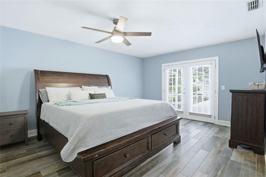 For Sale: $499,000 (3 beds, 2 baths, 2774 Square Feet)