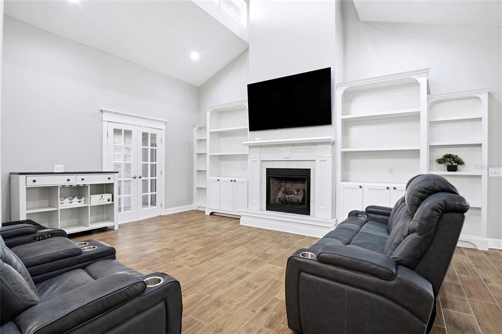 For Sale: $499,000 (3 beds, 2 baths, 2774 Square Feet)