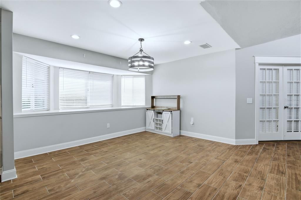 For Sale: $499,000 (3 beds, 2 baths, 2774 Square Feet)