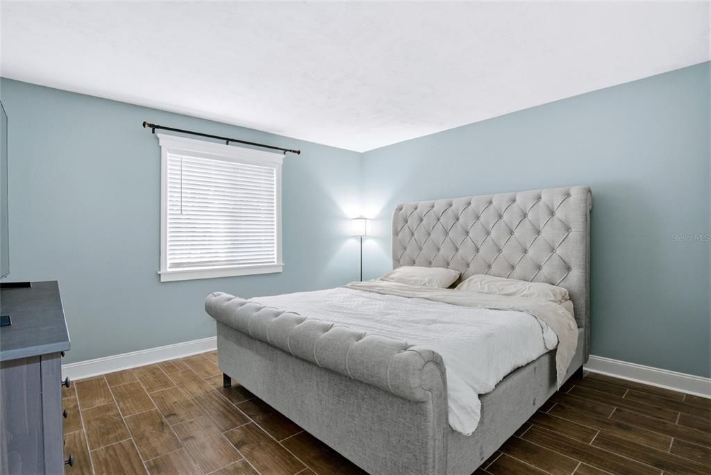 For Sale: $499,000 (3 beds, 2 baths, 2774 Square Feet)