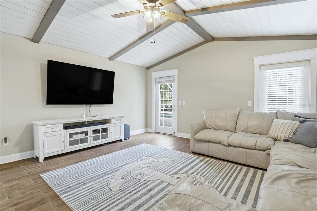 For Sale: $499,000 (3 beds, 2 baths, 2774 Square Feet)