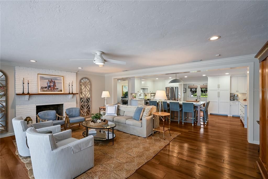 待售: $1,599,000 (4 贝兹, 3 浴室, 2926 平方英尺)