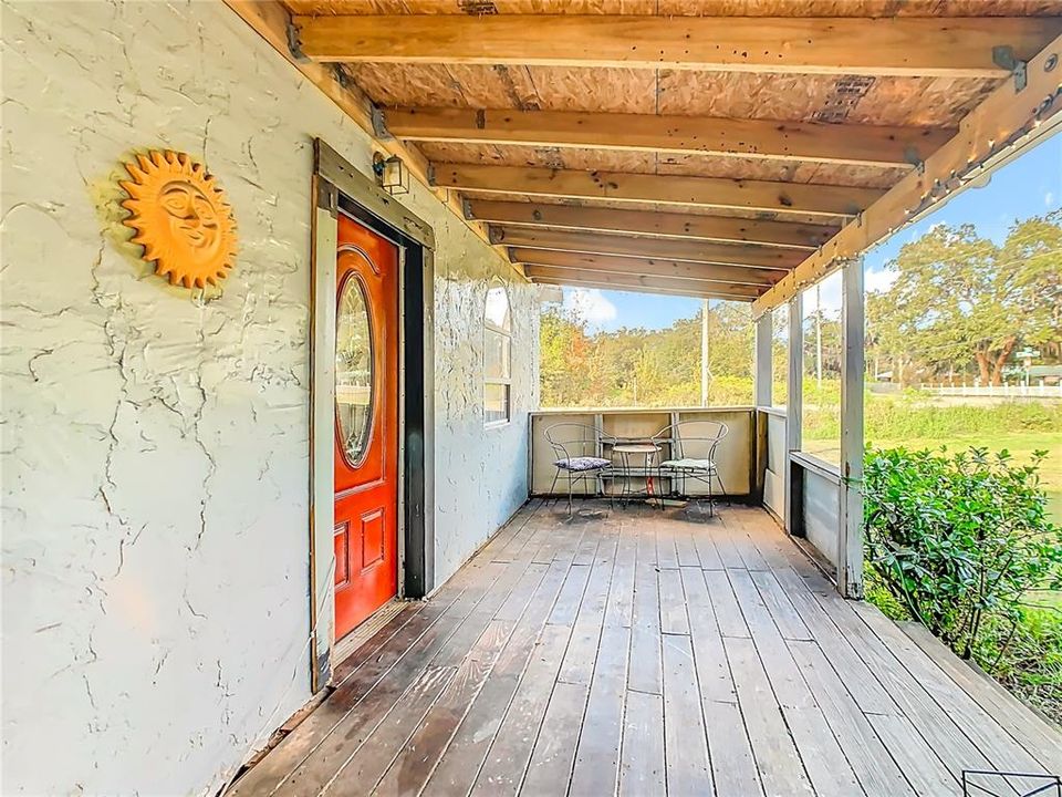 На продажу: $309,999 (5 спален, 2 ванн, 1352 Квадратных фут)