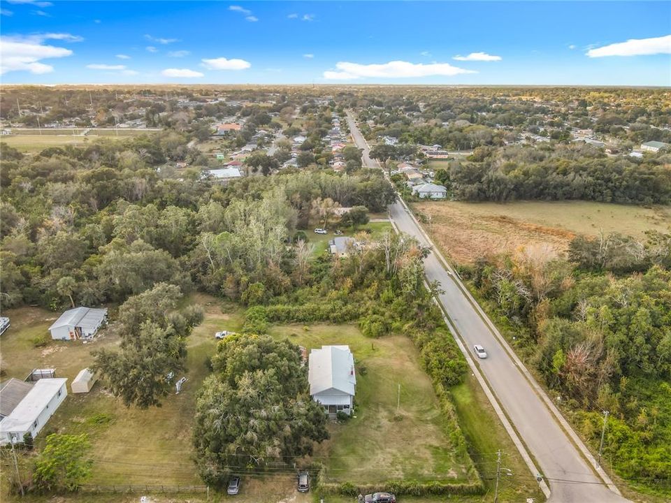 На продажу: $309,999 (5 спален, 2 ванн, 1352 Квадратных фут)