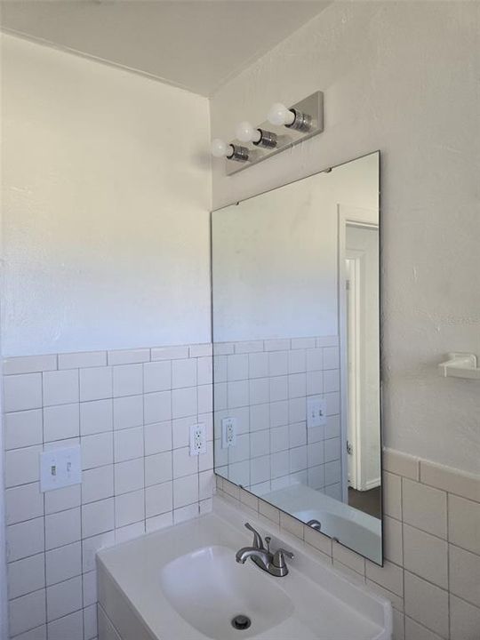 出租: $1,750 (4 贝兹, 2 浴室, 1152 平方英尺)