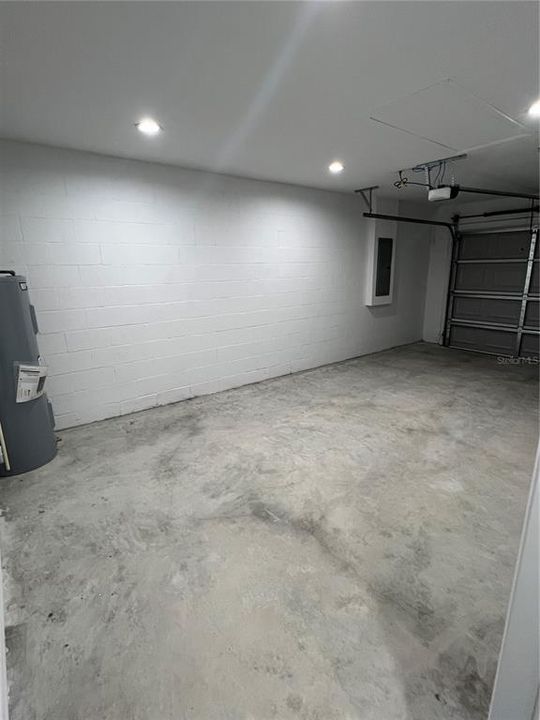 For Sale: $206,900 (3 beds, 2 baths, 1013 Square Feet)