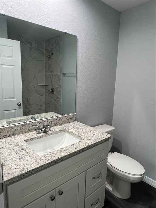 For Sale: $206,900 (3 beds, 2 baths, 1013 Square Feet)