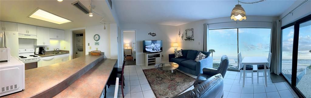 For Sale: $399,950 (1 beds, 1 baths, 860 Square Feet)