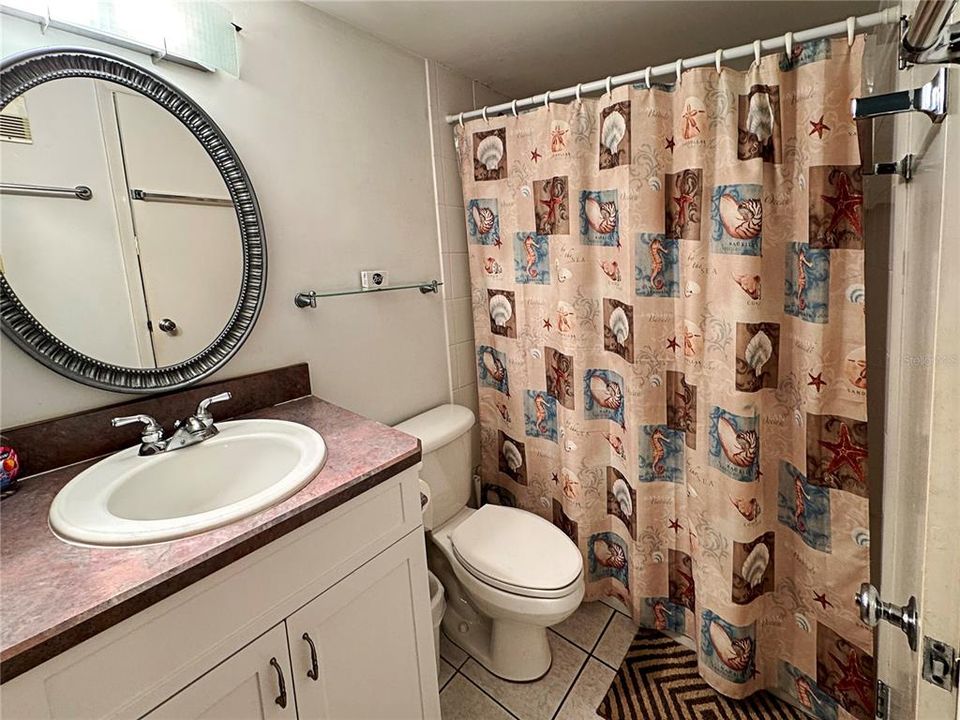 For Sale: $399,950 (1 beds, 1 baths, 860 Square Feet)