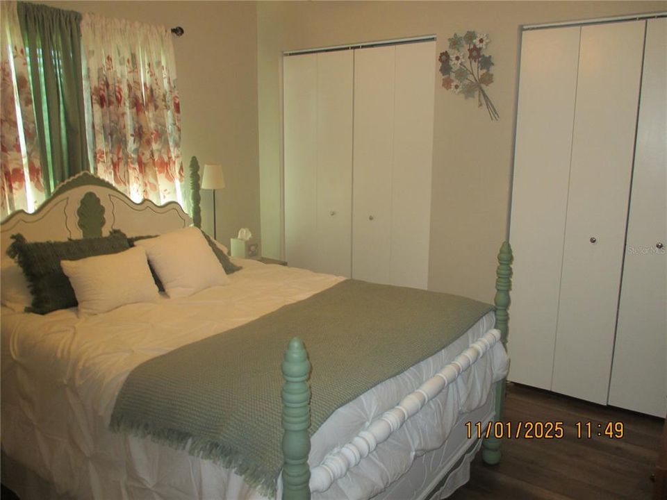 待售: $245,000 (3 贝兹, 2 浴室, 1056 平方英尺)