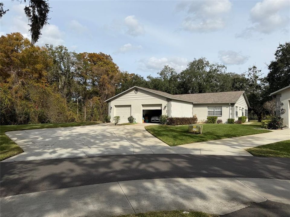 待售: $214,000 (2 贝兹, 2 浴室, 1052 平方英尺)