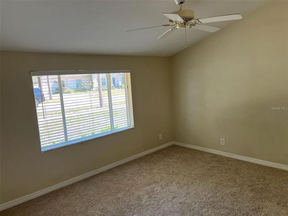 В аренду: $3,500 (4 спален, 2 ванн, 1809 Квадратных фут)