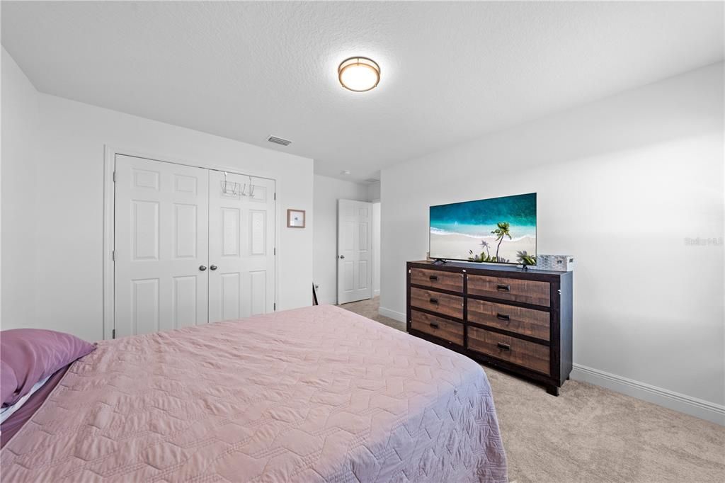 For Sale: $559,000 (5 beds, 3 baths, 3193 Square Feet)