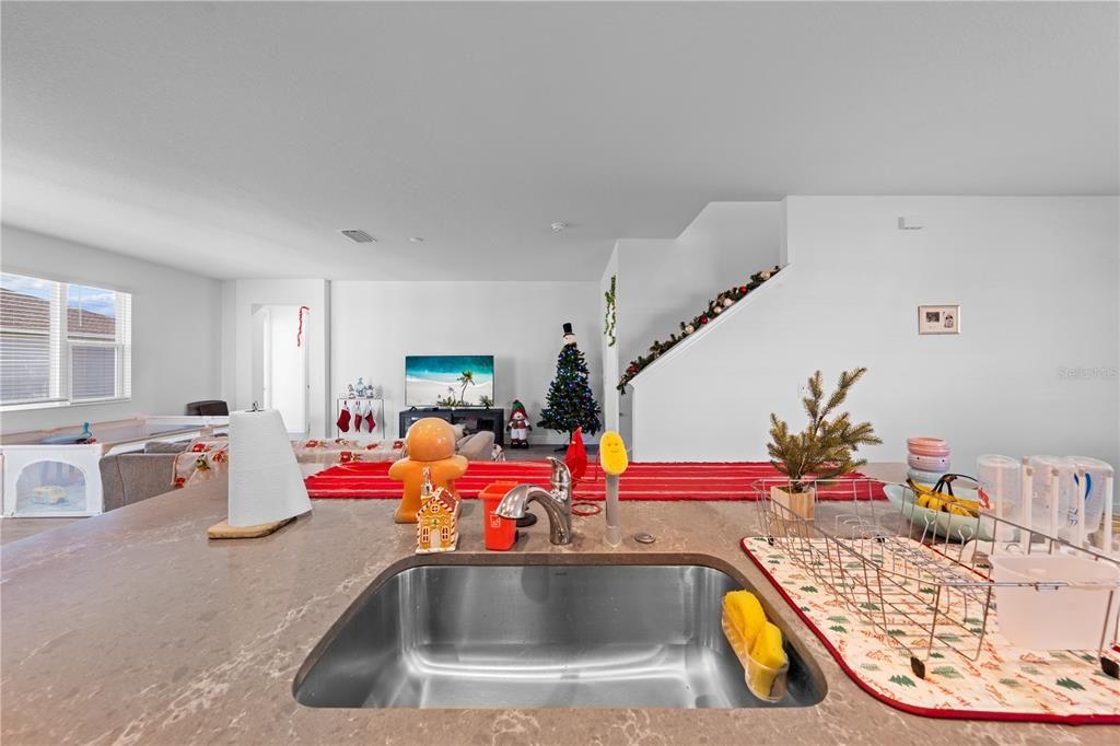 For Sale: $559,000 (5 beds, 3 baths, 3193 Square Feet)