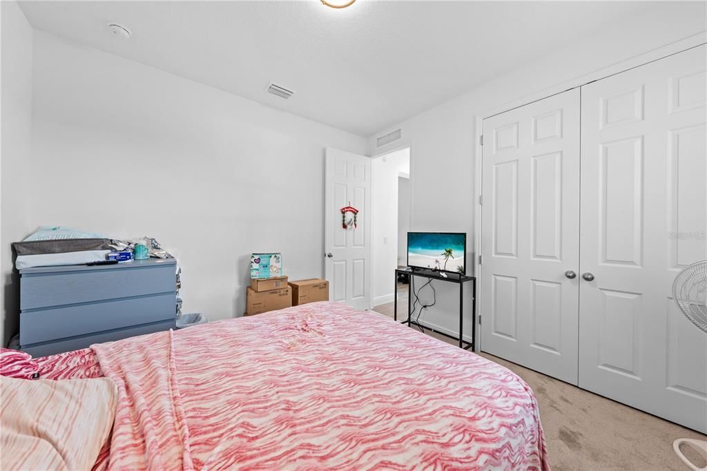 For Sale: $559,000 (5 beds, 3 baths, 3193 Square Feet)