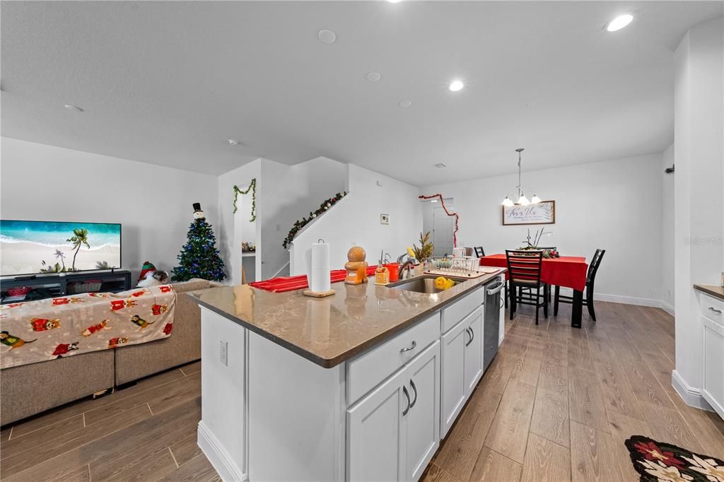 For Sale: $559,000 (5 beds, 3 baths, 3193 Square Feet)