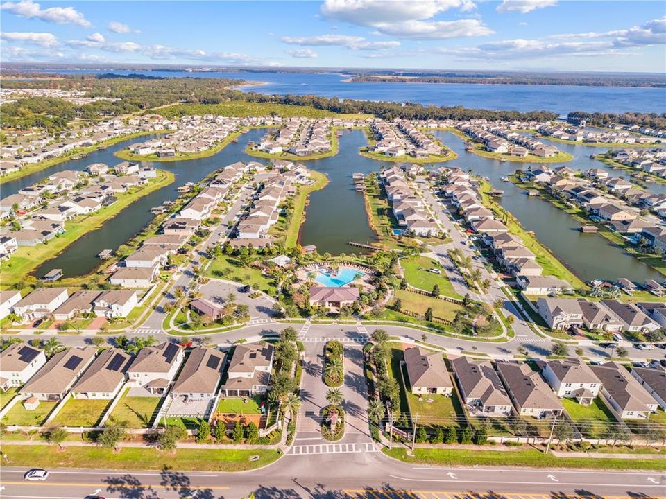 For Sale: $559,000 (5 beds, 3 baths, 3193 Square Feet)