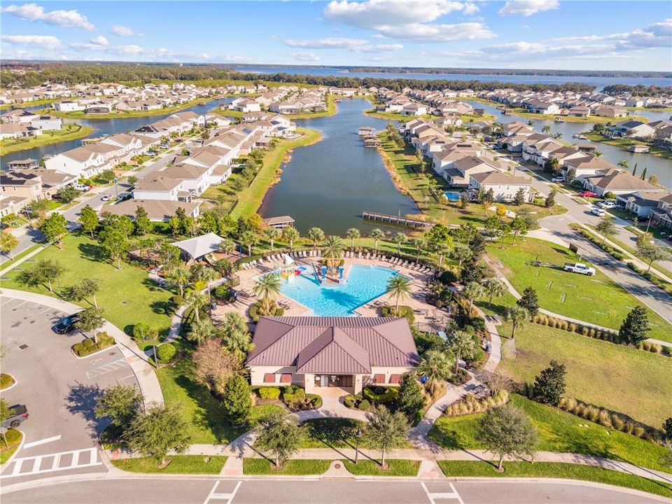 For Sale: $559,000 (5 beds, 3 baths, 3193 Square Feet)