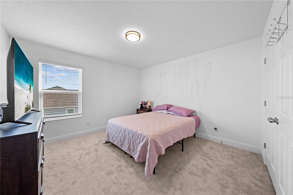 For Sale: $559,000 (5 beds, 3 baths, 3193 Square Feet)